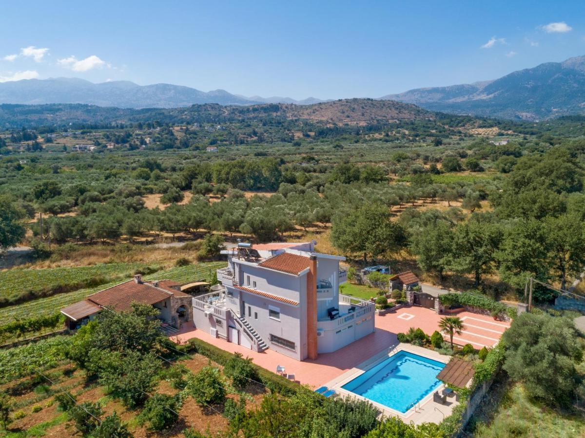Villa Marianna Vryses 외부 사진