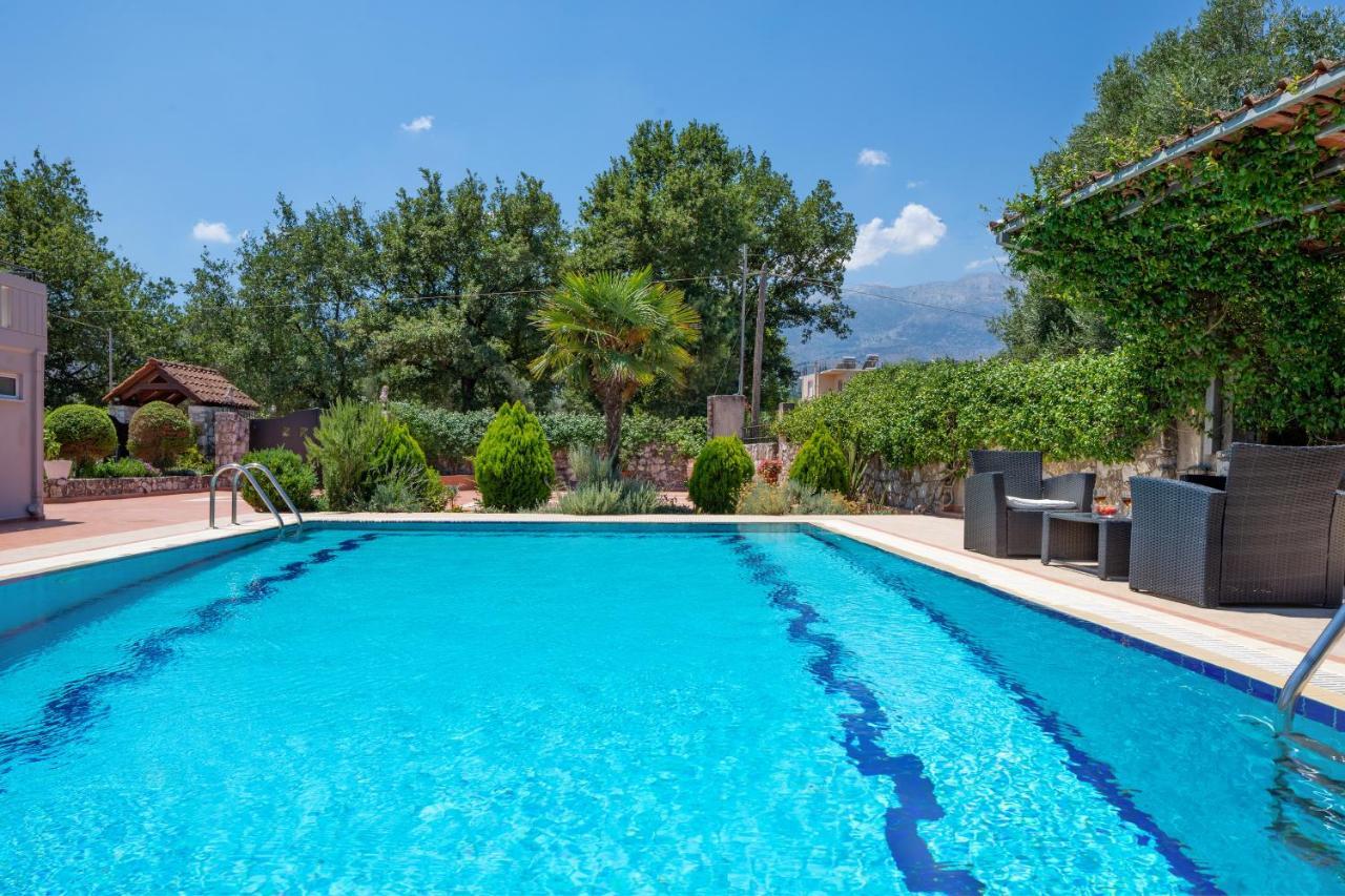 Villa Marianna Vryses 외부 사진